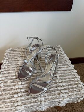 Jessica Simpson Silver Metallic Strappy Block Heel Sandals